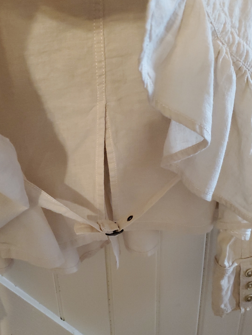 Women’s Cream Ruffled Back Button Top - Picture 4 of 7